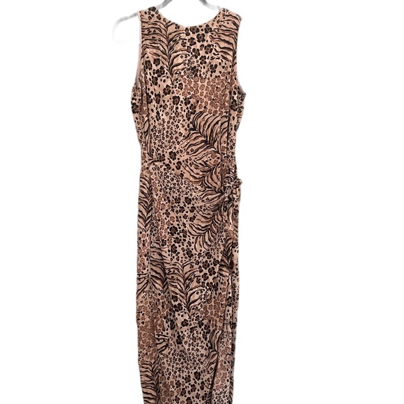 Sleeveless Animal Print Maxi Dress in Taupe - Picture 4 of 4